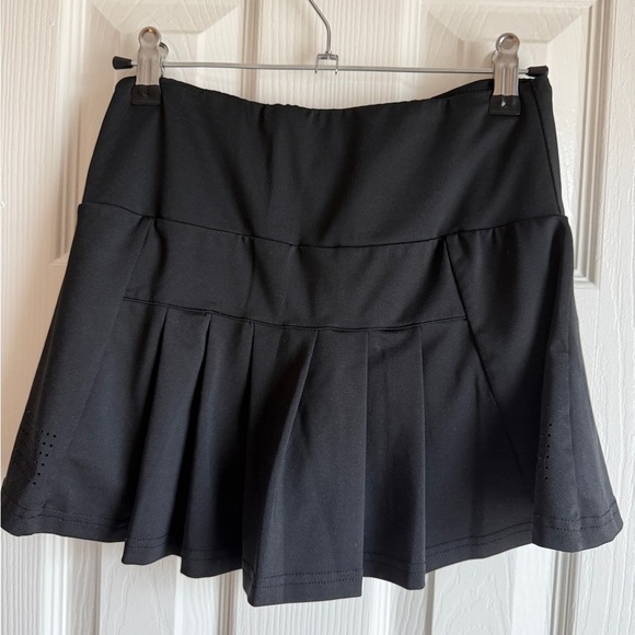 NWT ZYIA ACTIVE Chill Clubhouse Skort Black Athletic Skirt Shorts Pleated XS, S - Picture 3 of 8